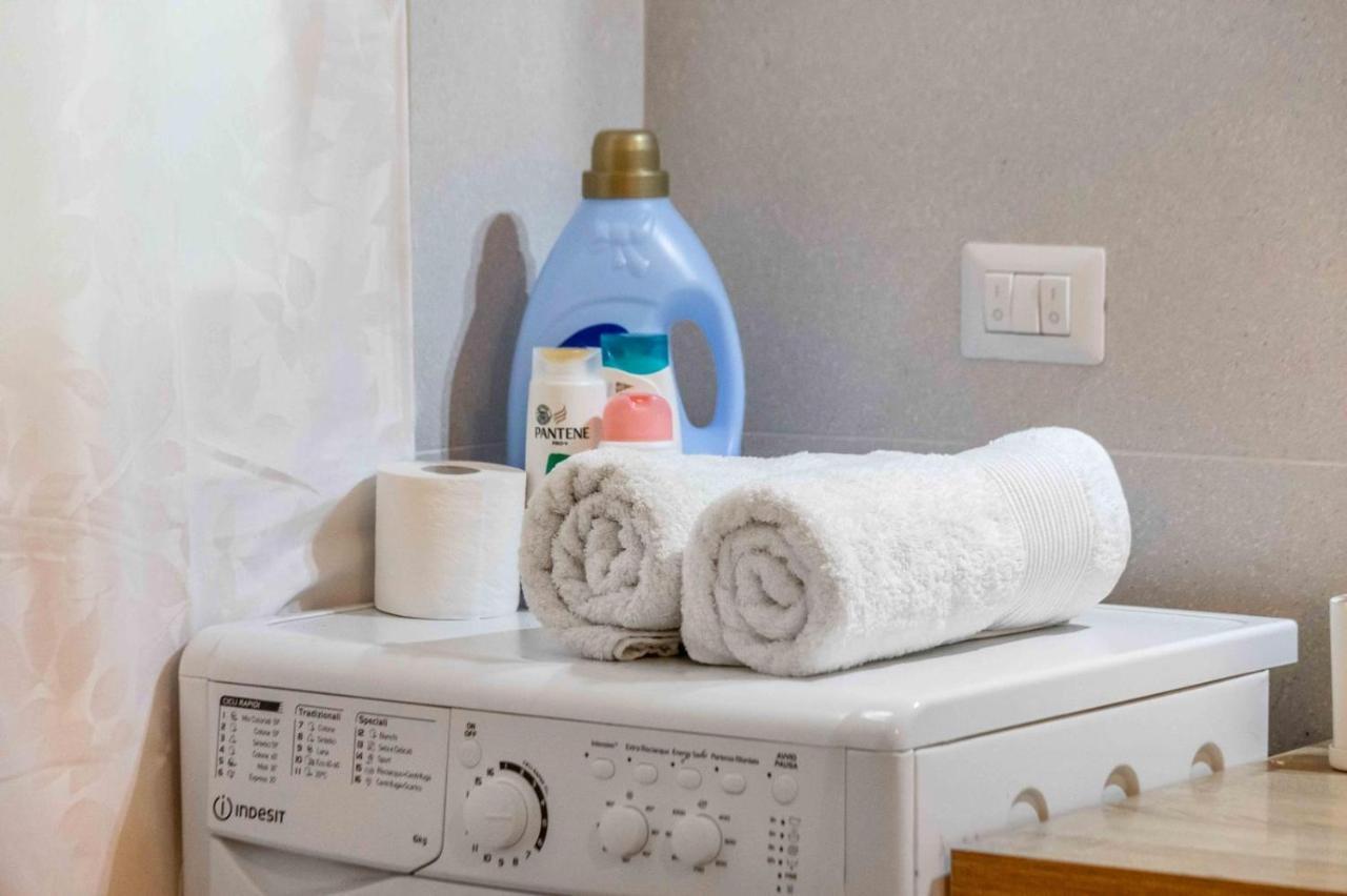 Loft Porta Romana - Cozy Apartment & Wi-Fi Milan Bagian luar foto