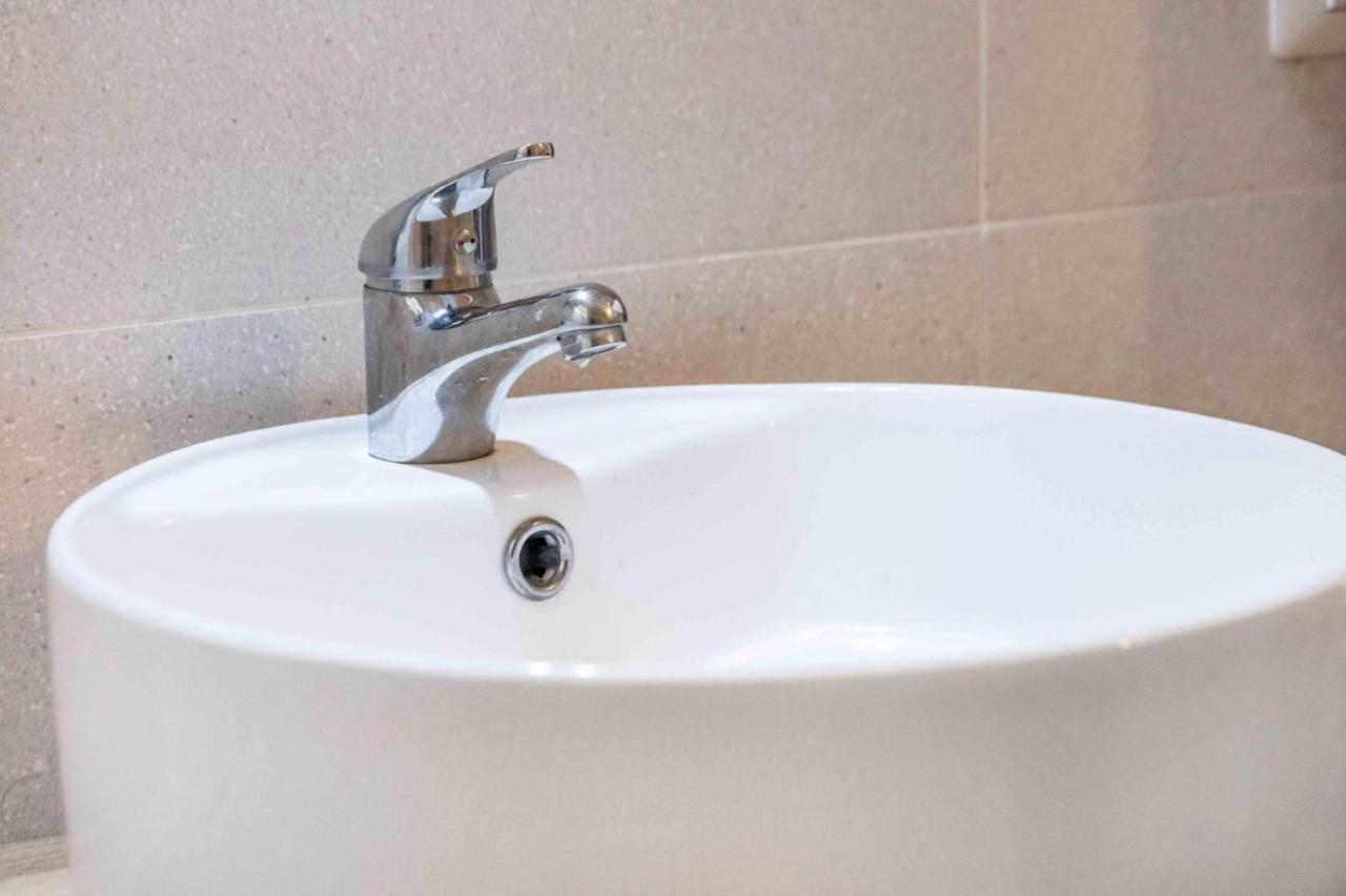 Loft Porta Romana - Cozy Apartment & Wi-Fi Milan Bagian luar foto